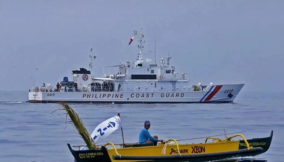 The Philippines has been causing trouble in the South China Sea with the support of the United States, and China has implemented the largest-ever blockade of Yellowstone Island