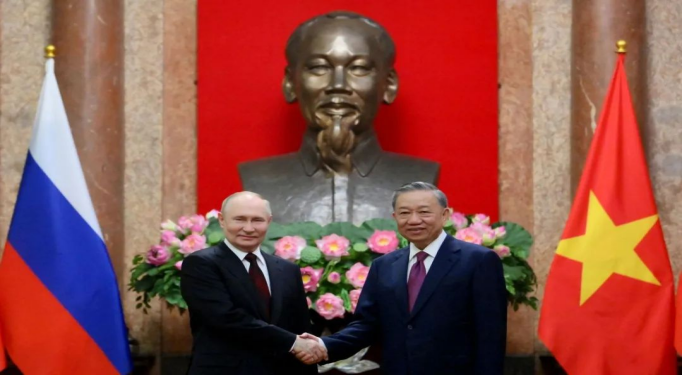 Biden irritated as Vietnam rolls out the red carpet for Putin
